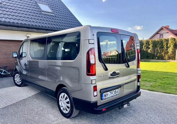 Renault Trafic cena 104998 przebieg: 80000, rok produkcji 2018 z Płock małe 497
